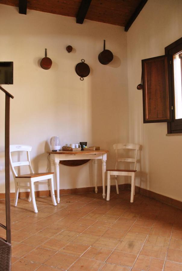 Agriturismo La Mandragola Relais クロトーネ エクステリア 写真